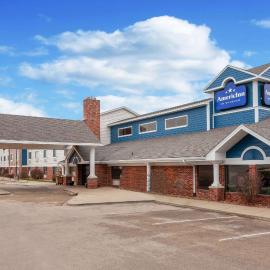 AmericInn by Wyndham Peoria, hotel di Peoria