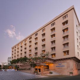 V Sarovar Portico MI Road Jaipur, Hotel in Jaipur