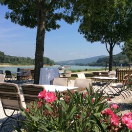 Gasthof zum Goldenen Anker, khách sạn ở Hainburg an der Donau