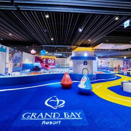 Grand Bay Resort Hotel, хотел в Стария град на Хенгчун