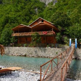 Eagles Land, hotel a Shkodër