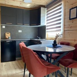 Tiny house Neny Fruška gora, hotel in Velika Remeta