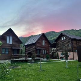ШОВКОВА КОСИЦЯ, hotel in Rakhiv