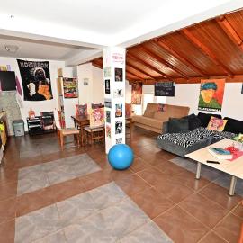 Blue Lake hostel, готель в Охриді