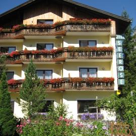 Apartment House Seerose self check-in, hotel a Obertraun