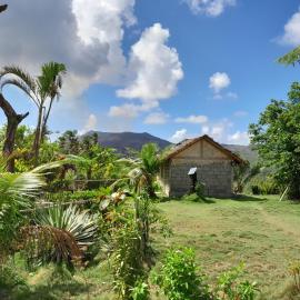 Yasur View Bungalow and Tree House, hotel in White Sands