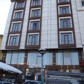 Viesnīca Kars Center Hotel pilsētā Karsa
