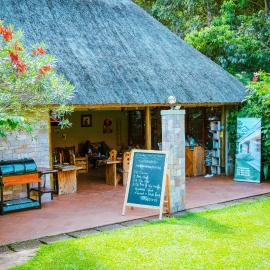 Kisubi Forest Cottages, hotell i Entebbe