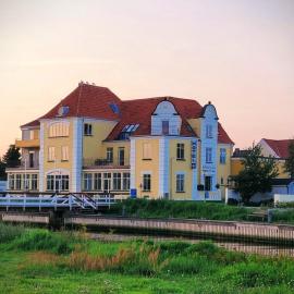 Badehotellet Grenaa Strand, hotel en Grenå