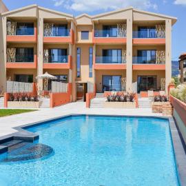 Castaway Suites - Studios Christos, отель в Лименарии