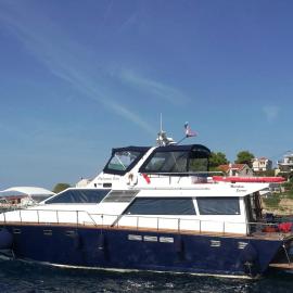 Motor Boat Paloma Rea, hotel a Trogir