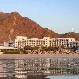 InterContinental Fujairah Resort by IHG, hotel di Al Aqah