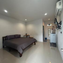 พิเศษรีสอร์ท อุตรดิตถ์ Piset Resort, khách sạn ở Ban Ko Mamuang