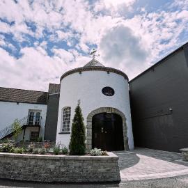Dunadry Hotel And Gardens, hotel u gradu Antrim