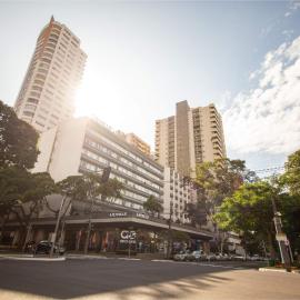Hotel Deville Prime Maringá, hotel v mestu Maringá