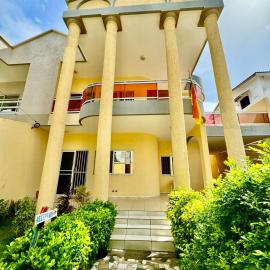 Guesthouse Cocotiers Cotonou, hotel u gradu Kotonu