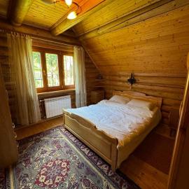 Ялинка, hotel a Dragobrat