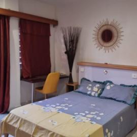 kwabo d'ailleurs, hotel a Bouéni