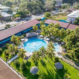 Beach Break Resort & CR Surf Camp, отель в Хако