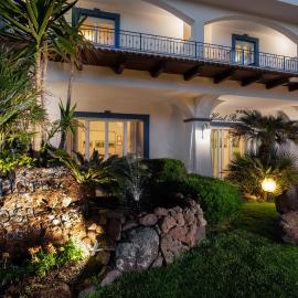 Hotel Rosa dei Venti, hotel Castelsardóban