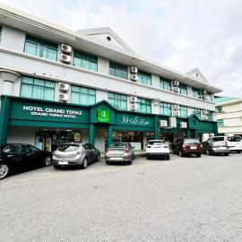Grand Topaz Hotel
