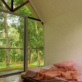 Cabin Camping at Balay Hilway, Hotel in Sara