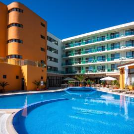 Hotel Saturn، فندق في ساتورن