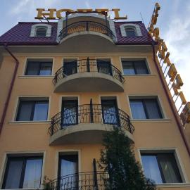 बुखारेस्ट में, होटल Hotel Cantemir
