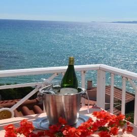 Arkoudi में, होटल Brati II Beach Hotel