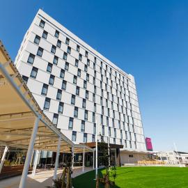 JR East Hotel Mets Premier Makuhari Toyosuna、千葉市のホテル