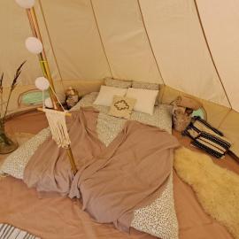 Järveääre Glämping, хотел в Jõeranna