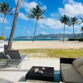 Salty Beach, Amazing 1 bedroom beachfront, Nettle Bay Beach Club, hotel a Baie Nettle