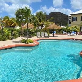 Colibri Court Antigua, Hotel in Jolly Harbour
