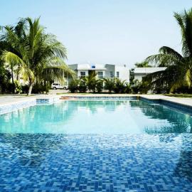 Caracol Villas SA، فندق في Laury