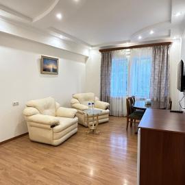 Hotel Oasis, hotel i Kapan