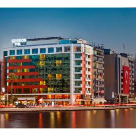 Kordon Hotel Pasaport, hotel sa İzmir