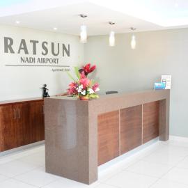 Ratsun Nadi Airport Apartment Hotel, hotel in Nadi