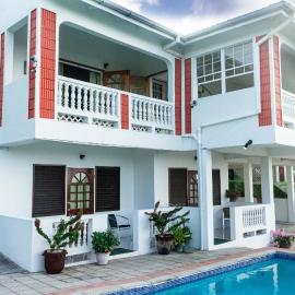 Cleopatra Villas - Sea View, hotel in Rodney Bay Village