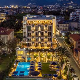Hotel Excelsior, Hotel in Marina di Massa