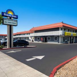 Days Inn by Wyndham Fresno South, hotel en Fresno