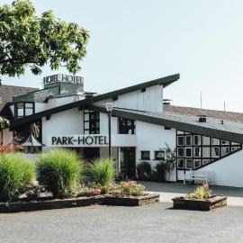 Parkhotel Nümbrecht: Nümbrecht şehrinde bir otel