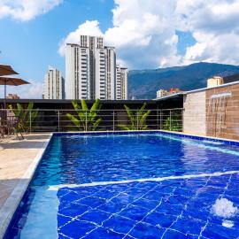 Hotel California City, hotel em Medellín