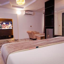 247 Luxury Hotel, хотел в Леки