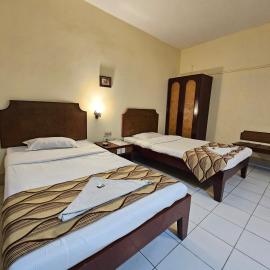Hotel Indsurya, hotel en Dibrugarh