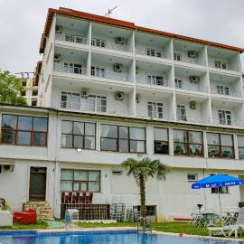 Green Moringa Termal Hotel, hotell i Termal