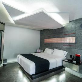 Kuboz Motor Hotel (Motel y Hotel), hotel em Guadalajara