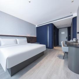 Atour Light Hotel May Fourth Square, Qingdao University, QINGDAO, hotel in Qingdao