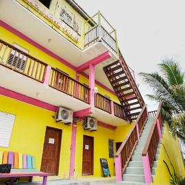 Caye Caulker में, होटल Travellers Palm Backpackers