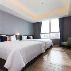 CHECK inn New Taipei LuZhou, hotel v destinaci Taipei