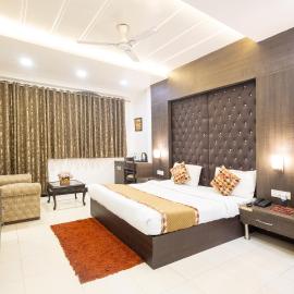 Hotel Red Castle - Near Ganga Ram & BLK Hospital - Karol Bagh、ニューデリーのホテル